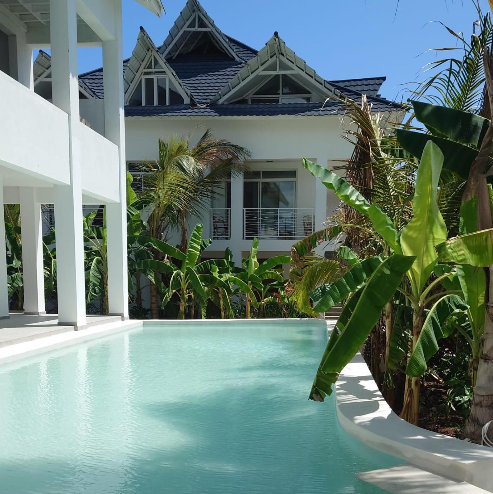 Kobe House 3*