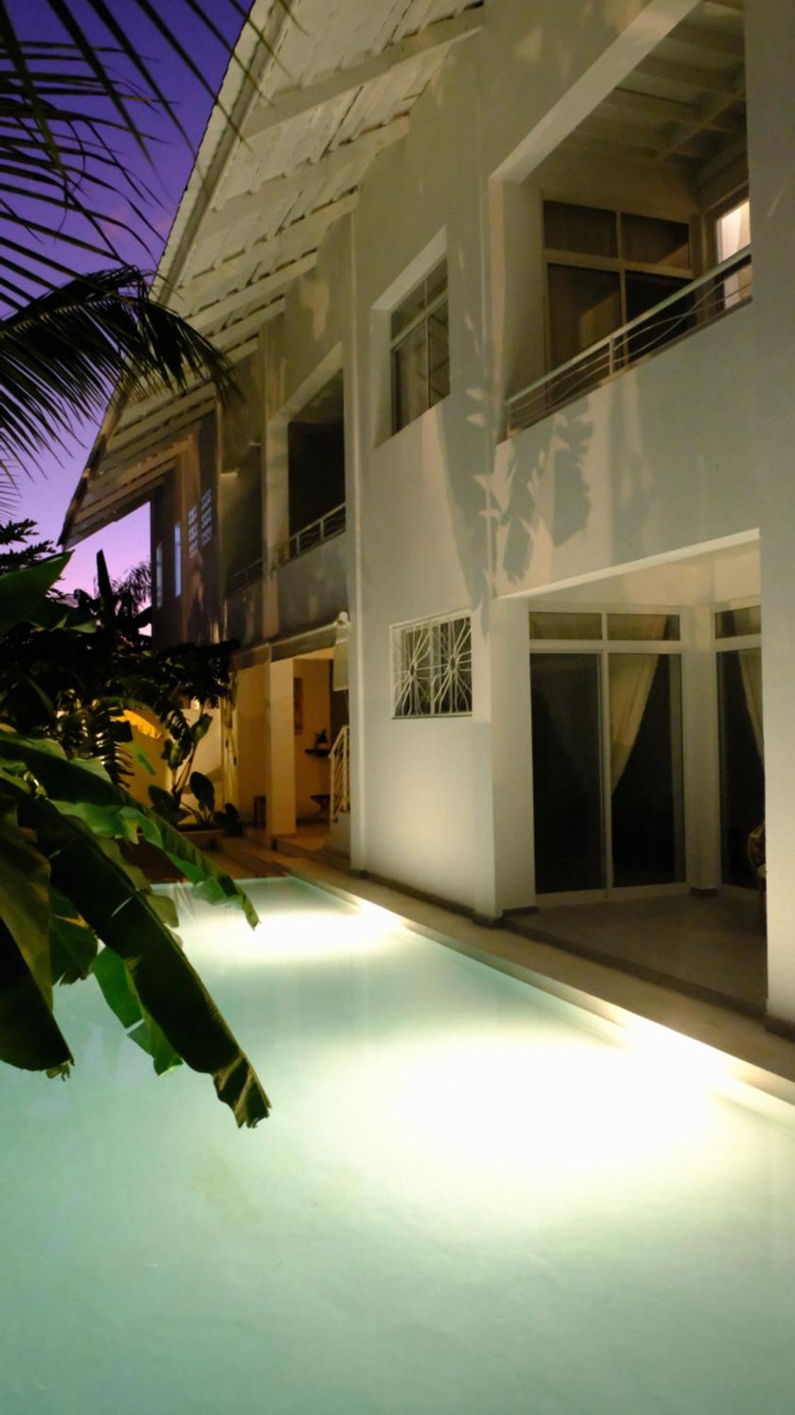 Bed & Breakfast Kobe House