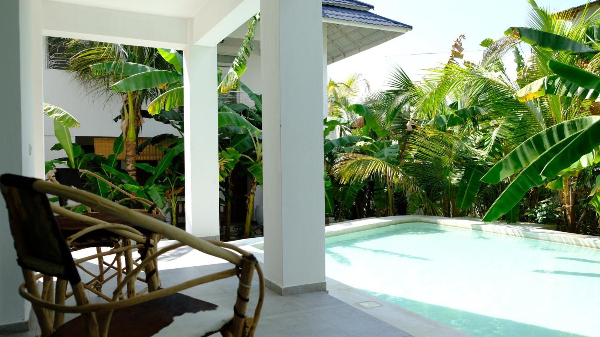 Bed & Breakfast Kobe House
