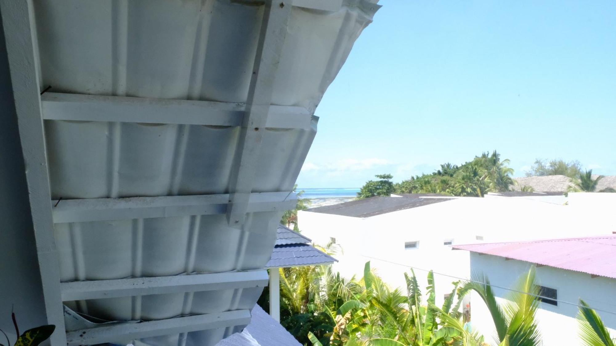 Bed & Breakfast Kobe House